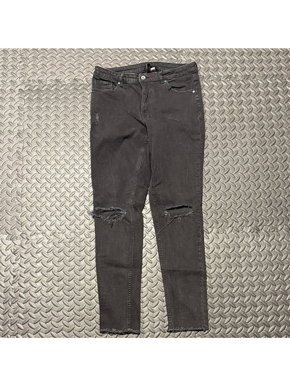 H&M Black Distressed Women's Jeans Size 10